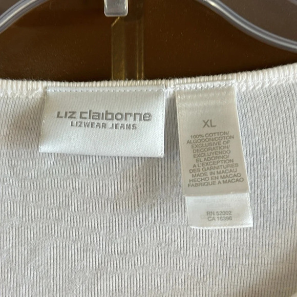 Liz Claiborne (XL) White Floral Button Down Cotton Embroidered Cardigan. - Picture 3 of 9